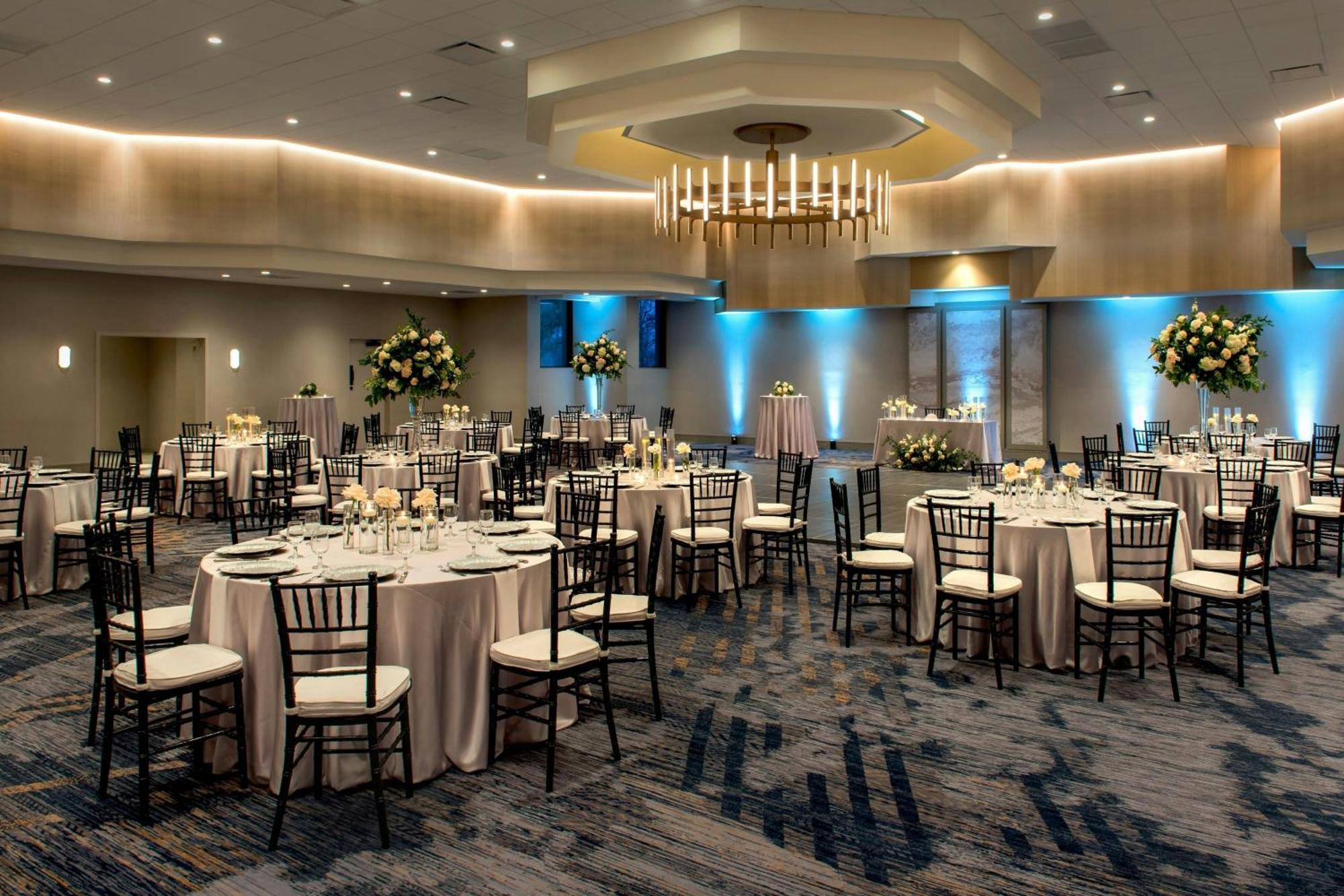 Отель Boston Marriott Пибоди Экстерьер фото