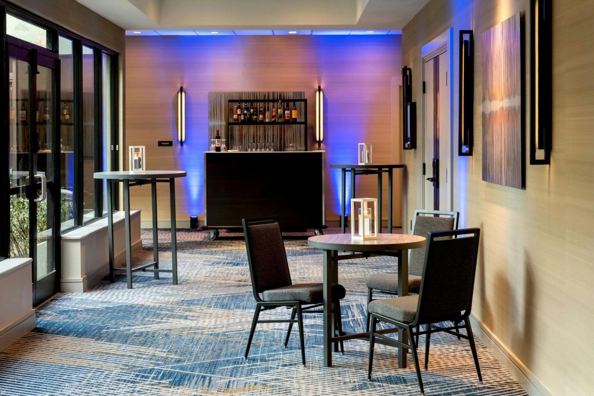 Отель Boston Marriott Пибоди Экстерьер фото