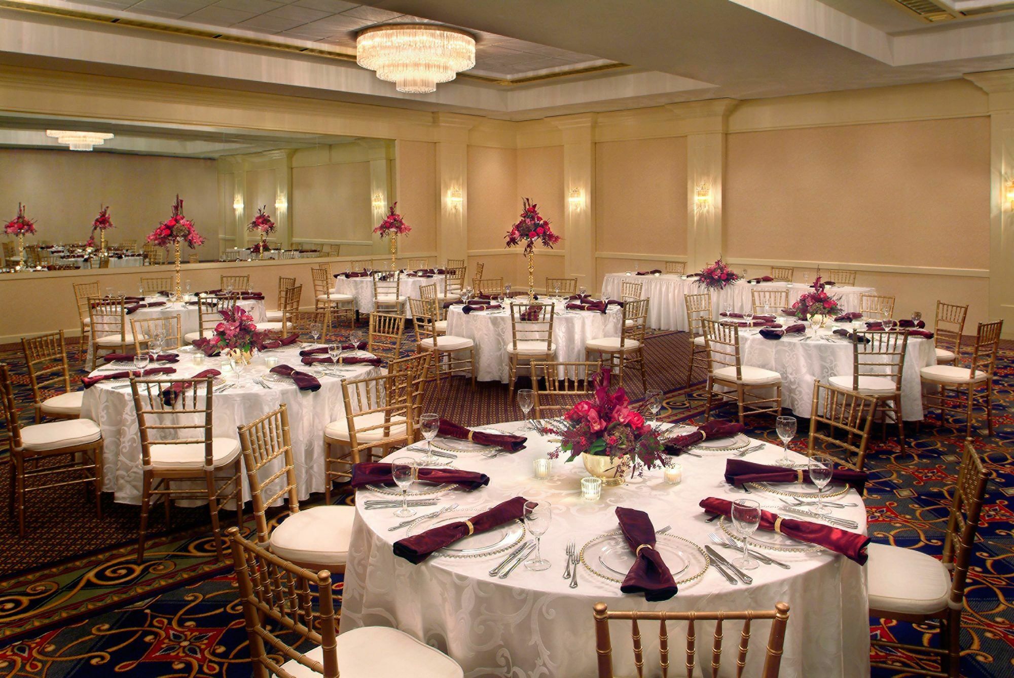 Отель Boston Marriott Пибоди Экстерьер фото